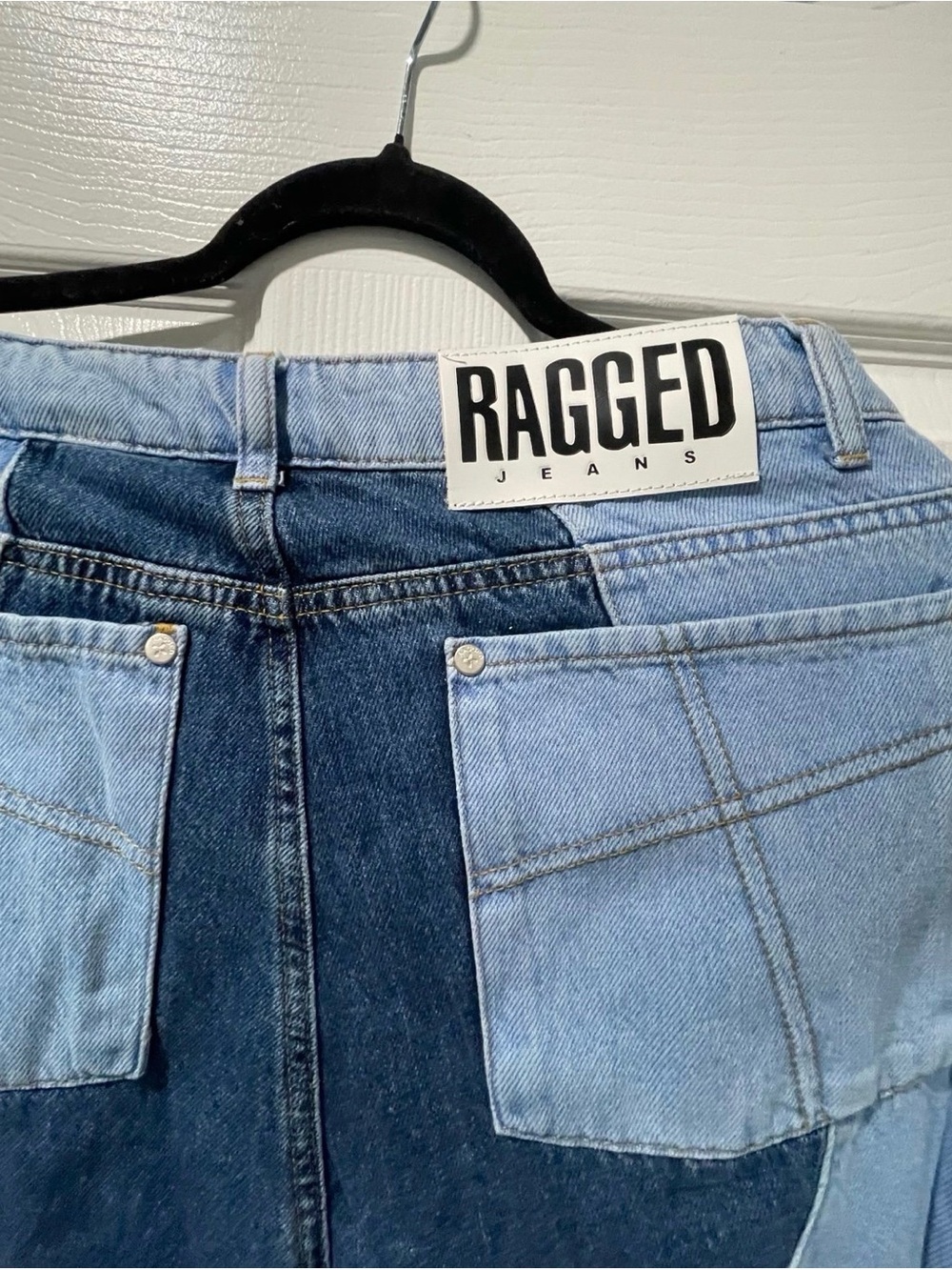 The Ragged Priest - Picture 4 of 8